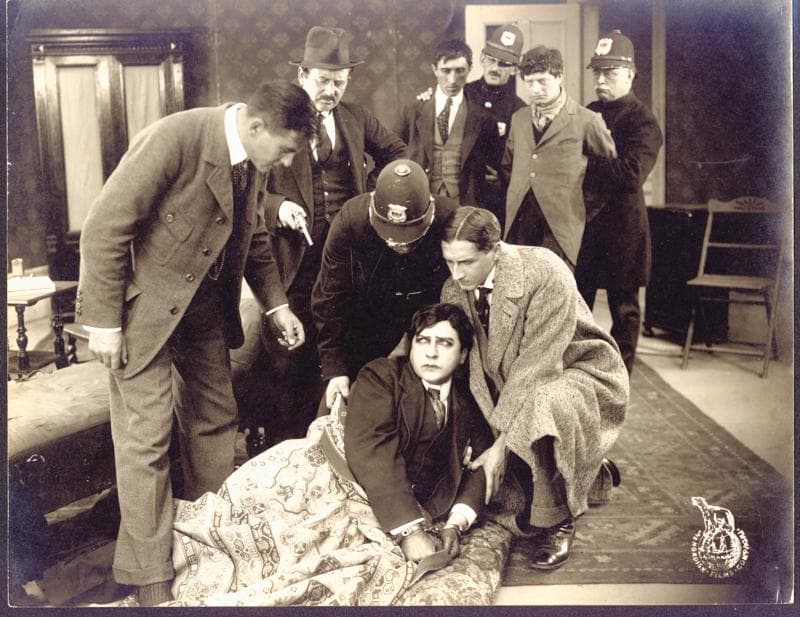 Manden med de ni Fingre V