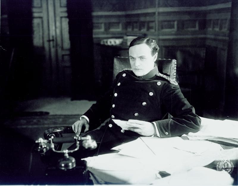 De røvede Kanontegninger photo