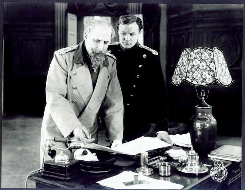 De røvede Kanontegninger photo