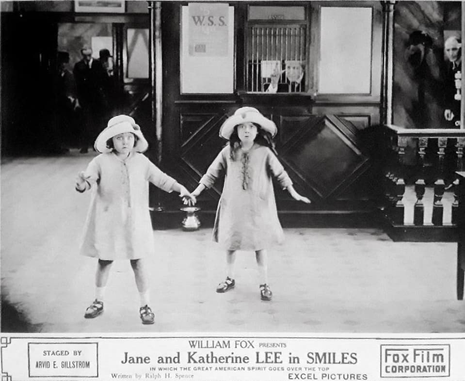 Smiles (1919) film backdrop