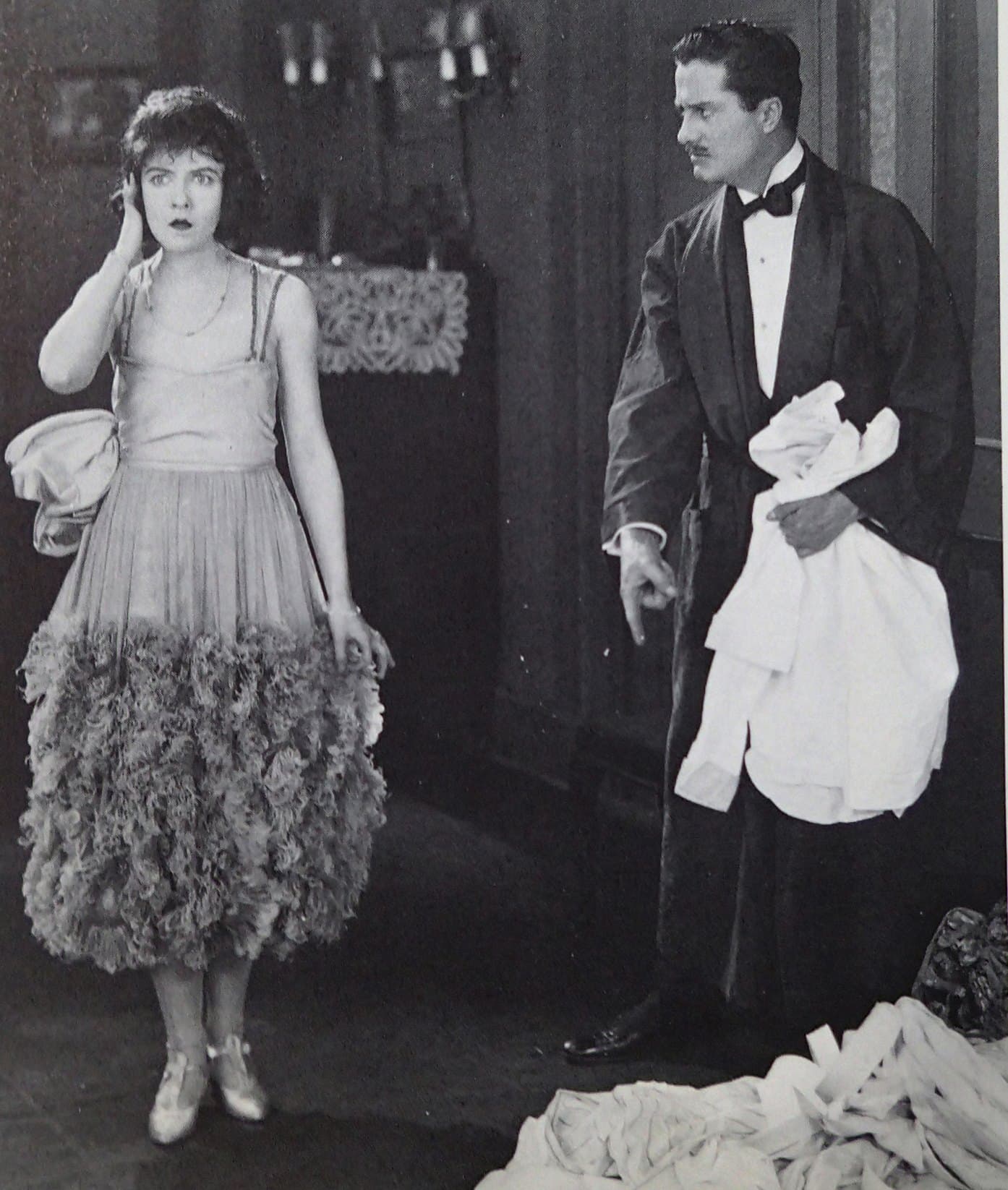 Remodeling Her Husband (1920) film backdrop