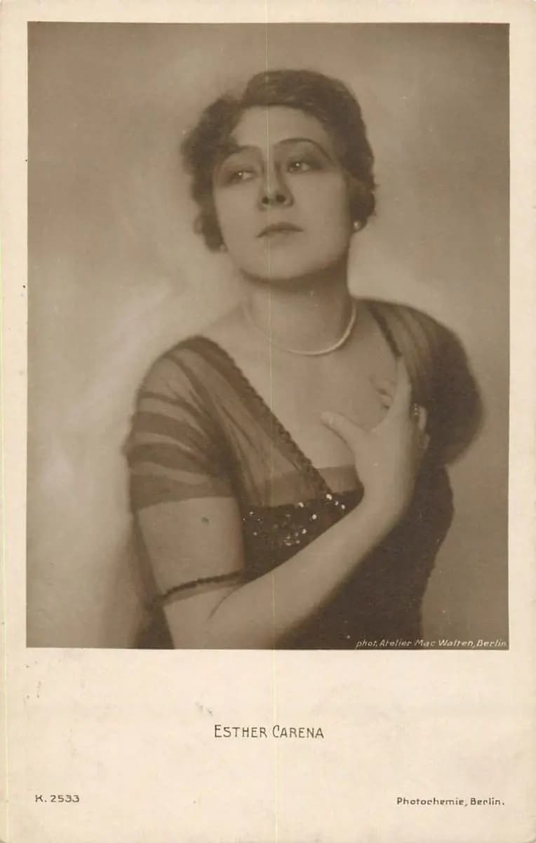 Das Herz der Lilian Thorland (1924) film backdrop