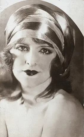 Beryl Halley