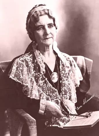Cora Shannon