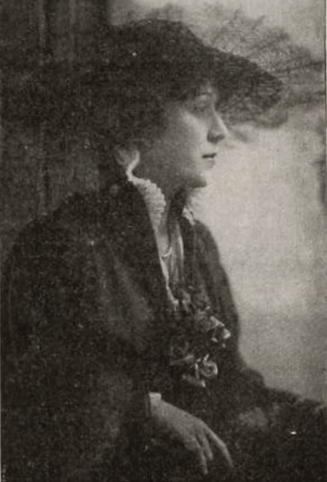 Lucille Lee Stewart