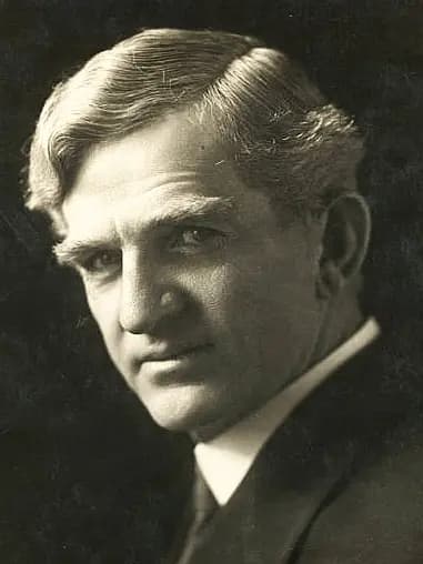 Frank Bacon