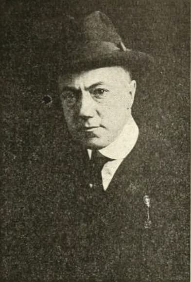 Robert E. MacAlarney