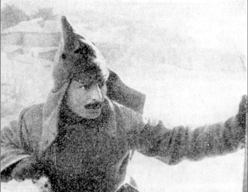 Serp i molot (1921) film backdrop