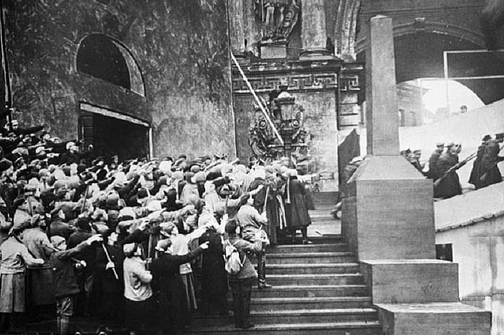 Vzyatie Zimnego dvortsa